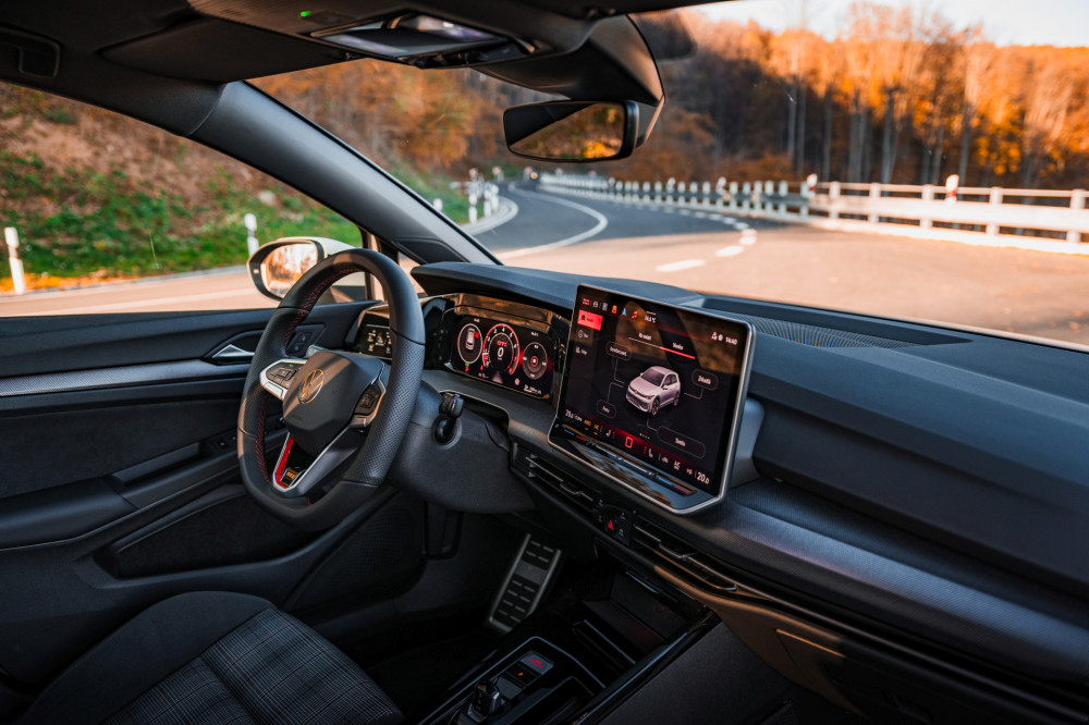 Volkswagen Golf GTI 2024